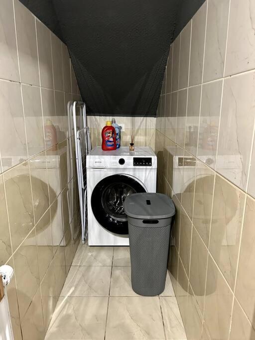 לובליאנה Charming Appartment 3-Min Walk To Old Town - Free Parking מראה חיצוני תמונה